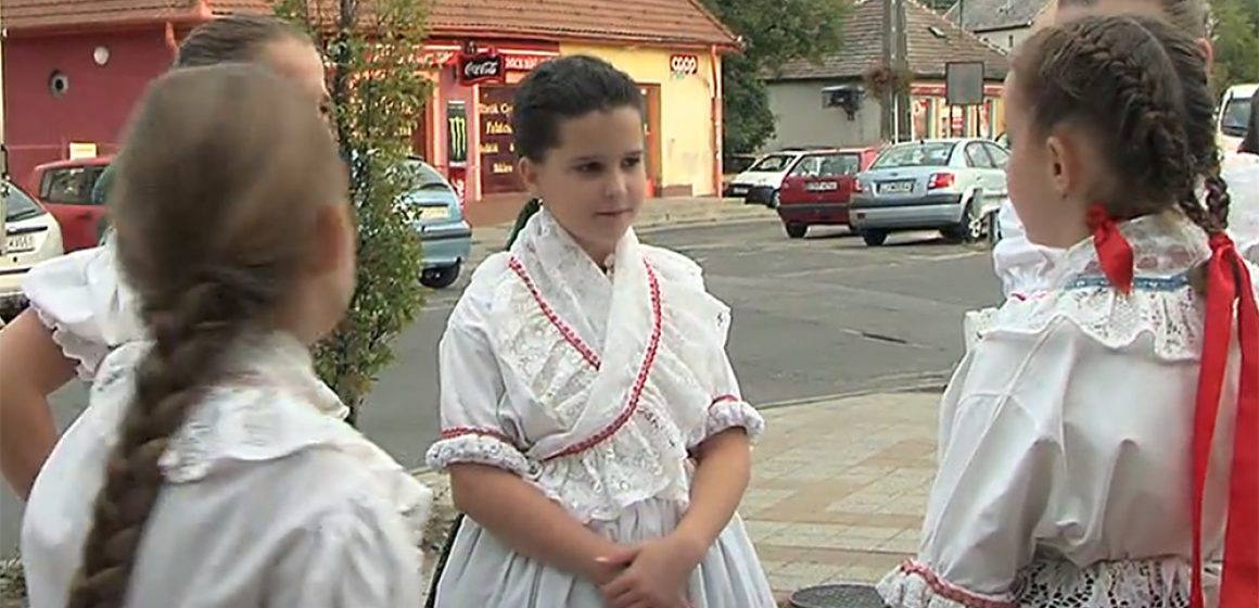 2012_szureti_bal